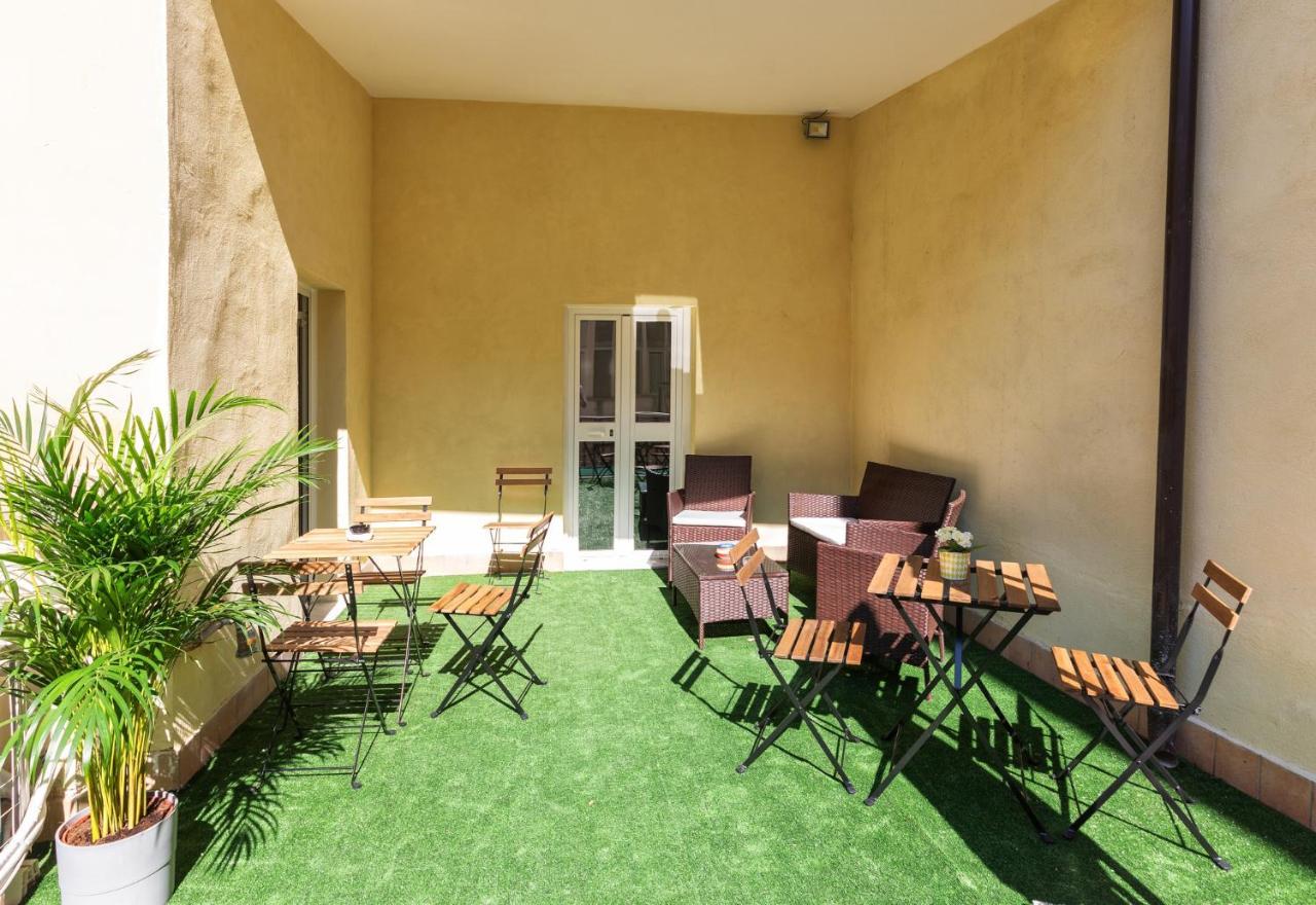 Be Italian Flat Duomo 319 Bed & Breakfast Napoli Ngoại thất bức ảnh